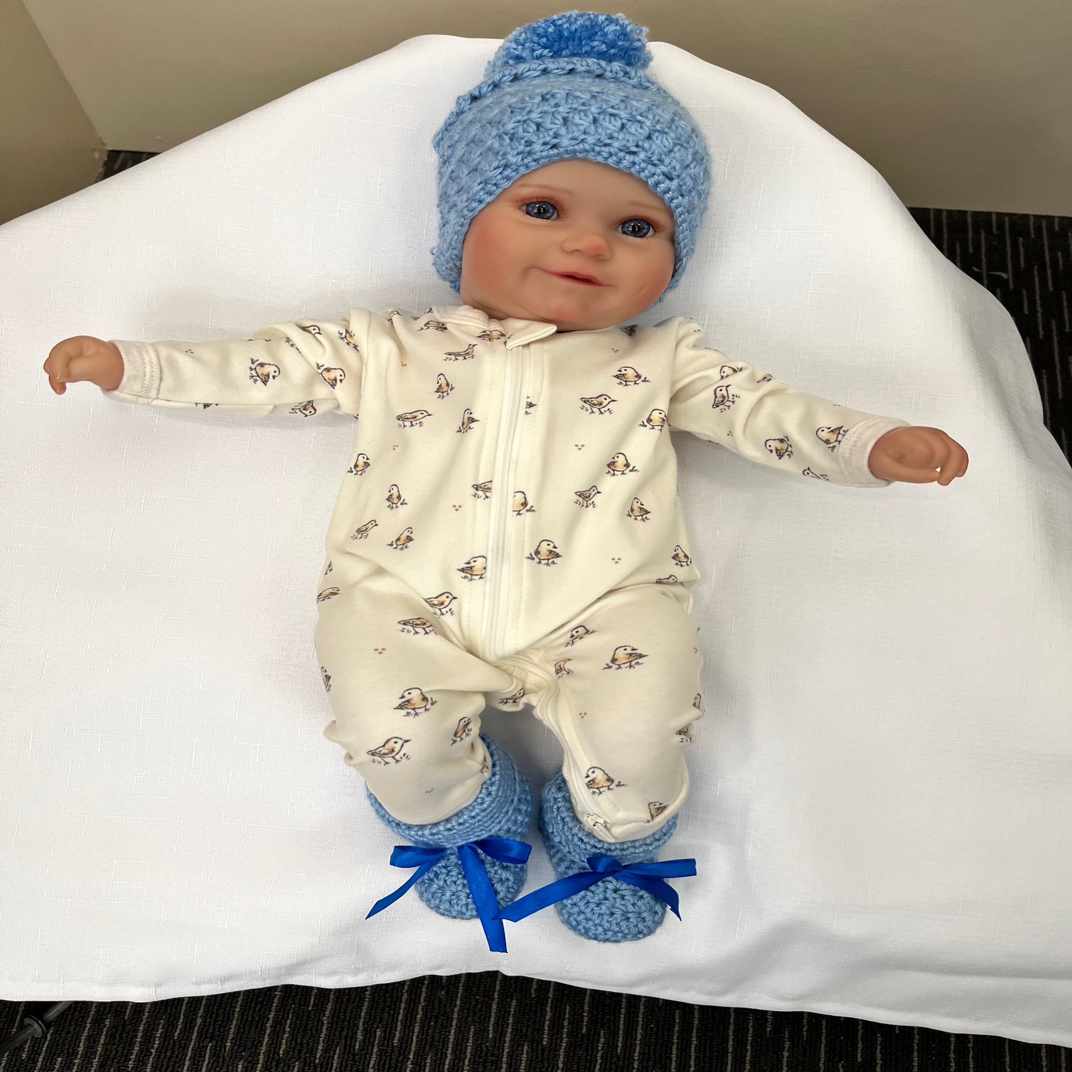 Beanie and Bootie Set Blue -Everly Lane