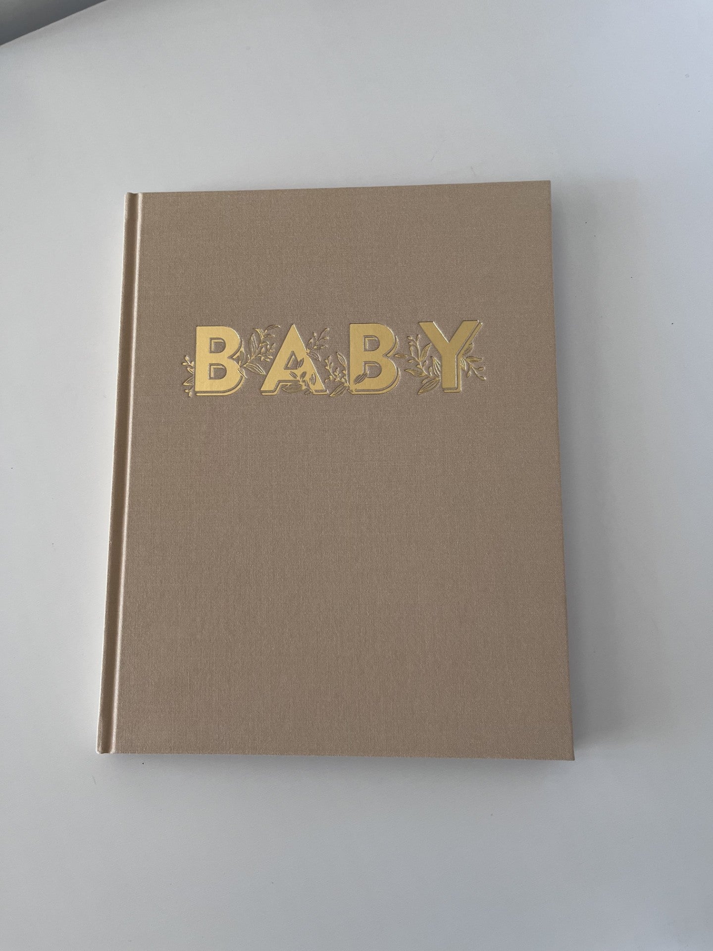 Baby Book 'Biscuit'-Fox & Fallow