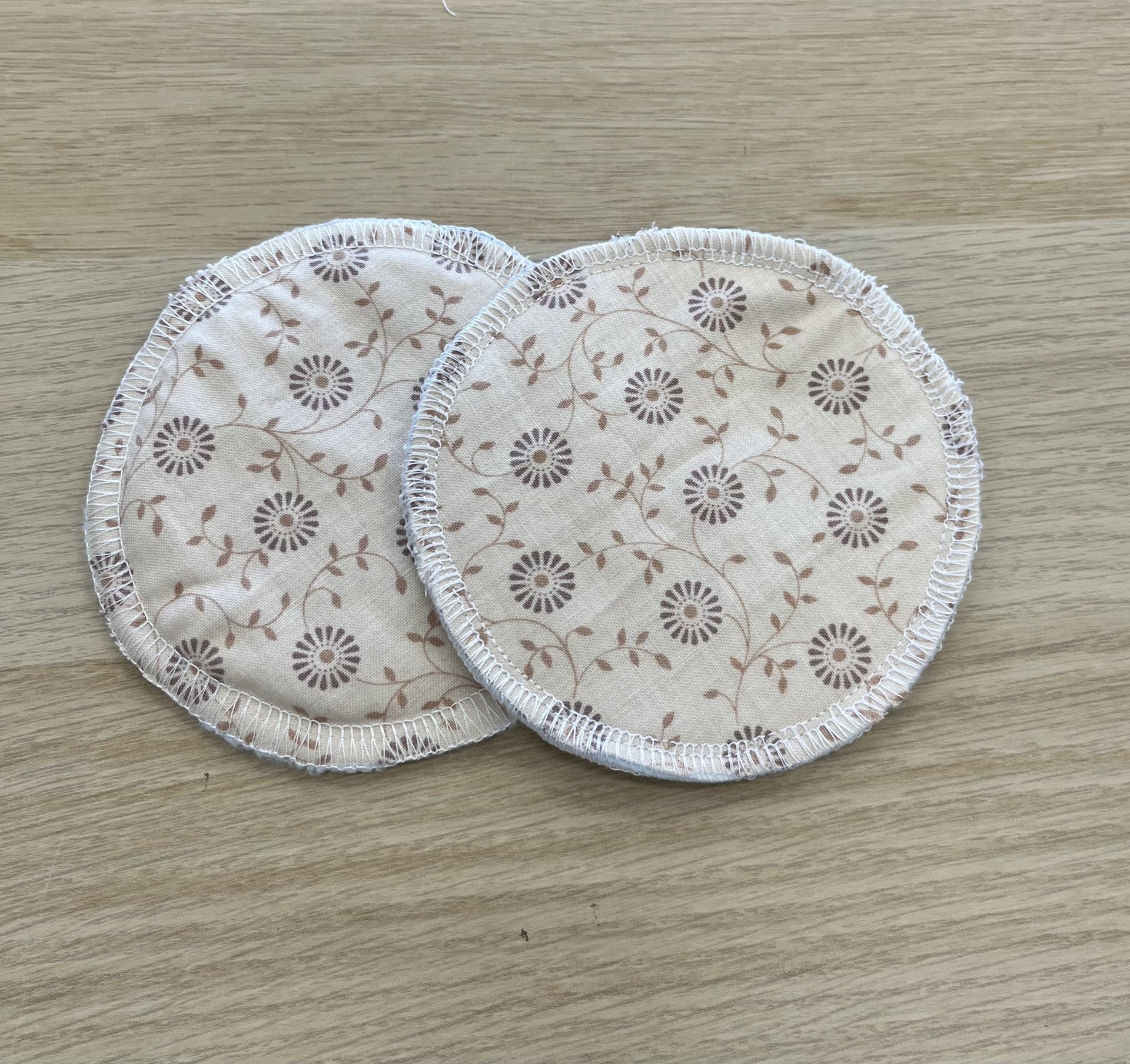 Daisy Chain Breast Pads- Everly Lane