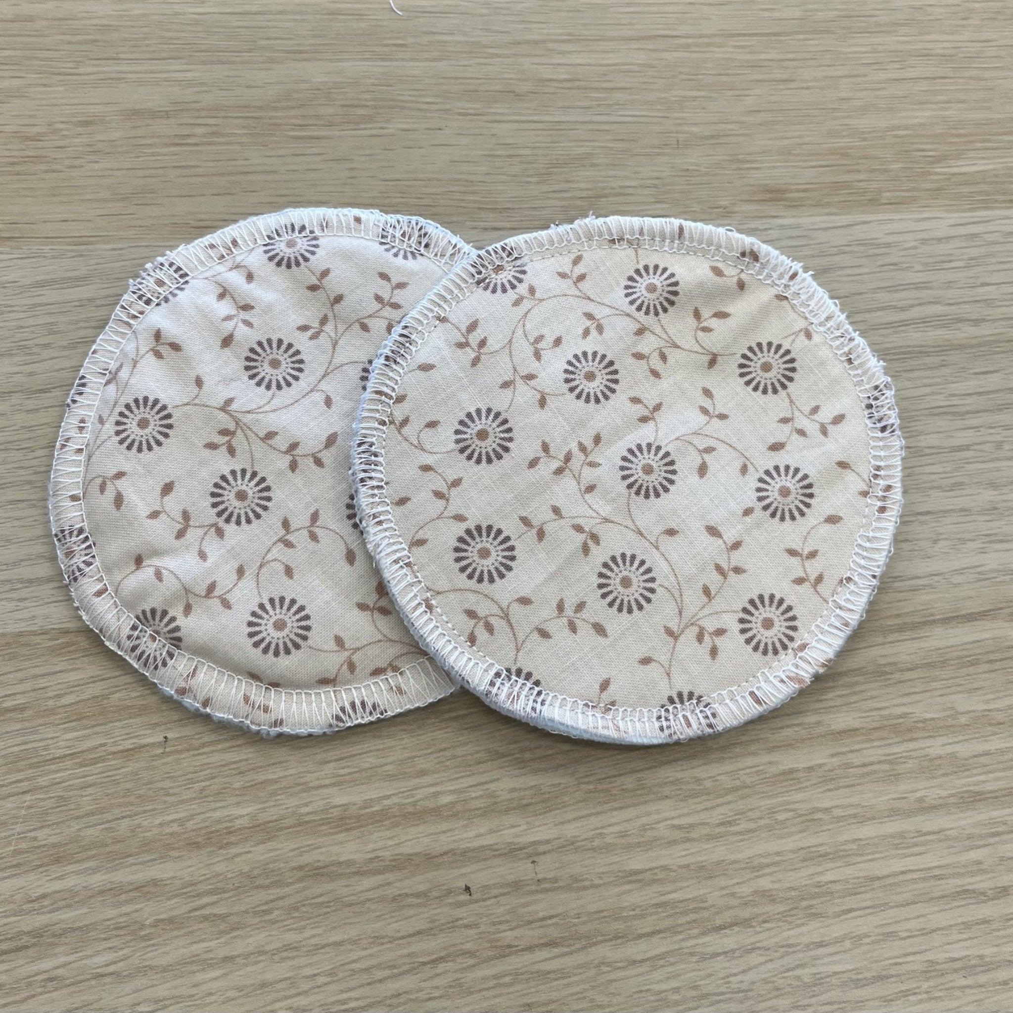 Daisy Chain Breast Pads- Everly Lane