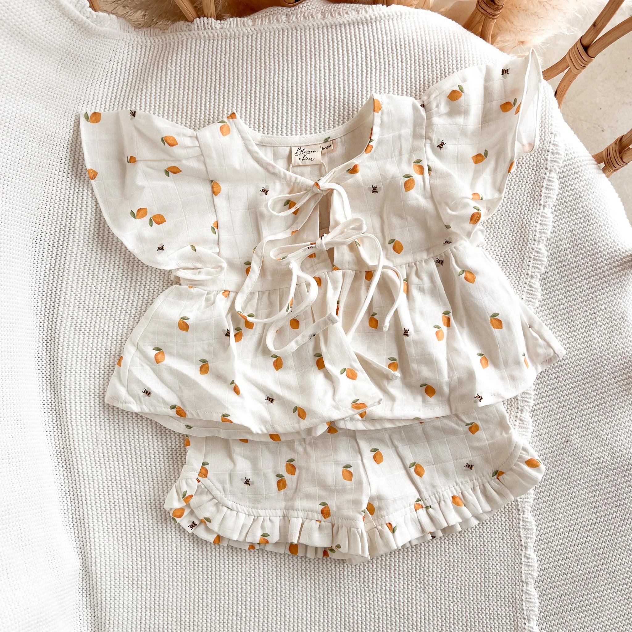 Lemon Bee Flutter Sleeve Set-Blossom and Pear