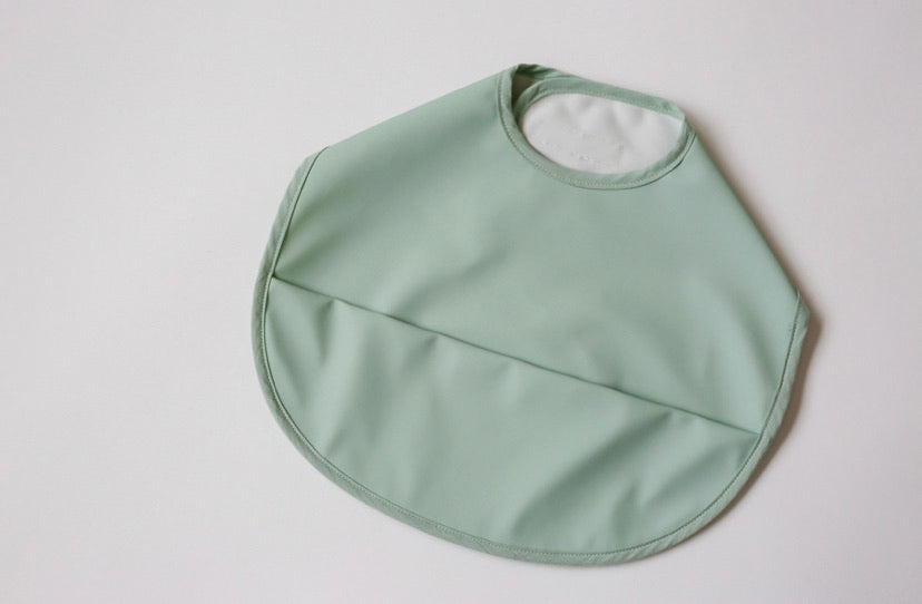 Sage | Snuggle Bib Waterproof