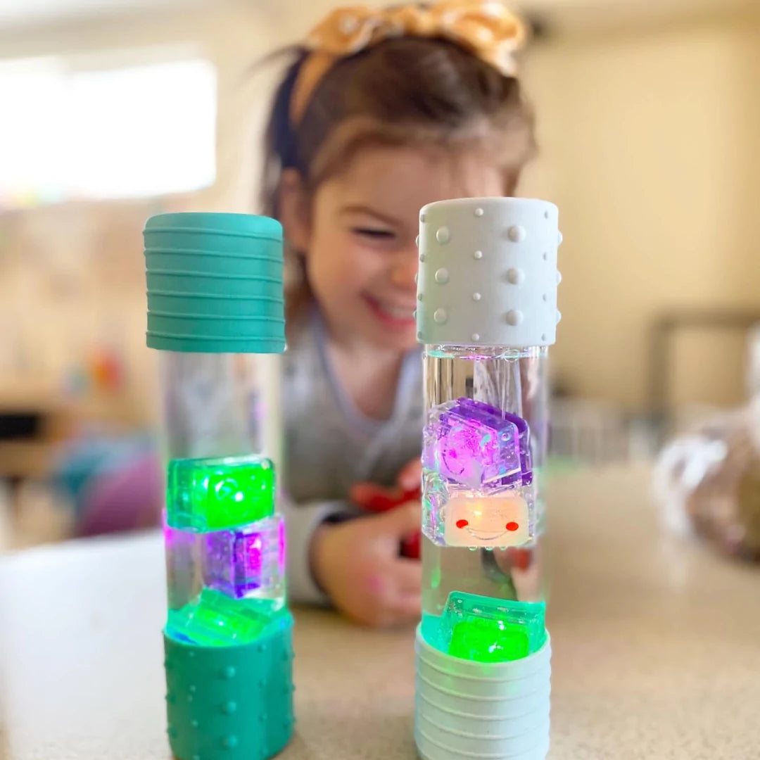 Glo Pals | Water Activated Light Up Cubes